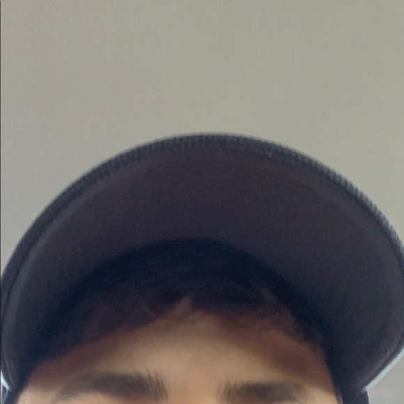 Meet your Posher, Oleh - Picture 1 of 1